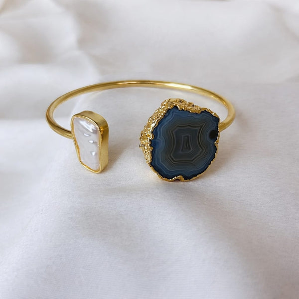 Agate Glow Gold Cuff