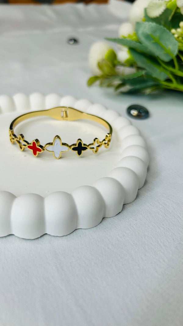 Multicolour Star Kada